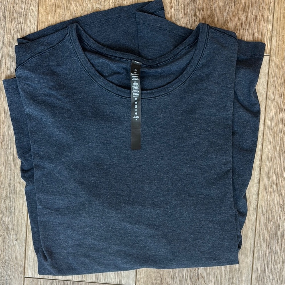 Lululemon Men’s Navy Blue Long Sleeve